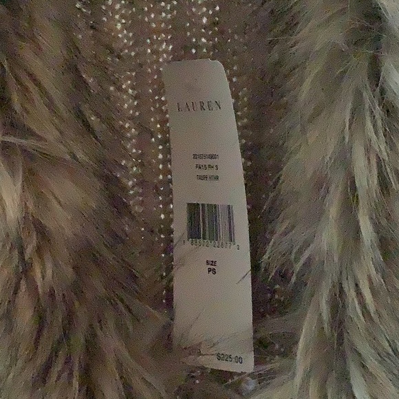 Ralph Lauren petite fur vest - Picture 2 of 4